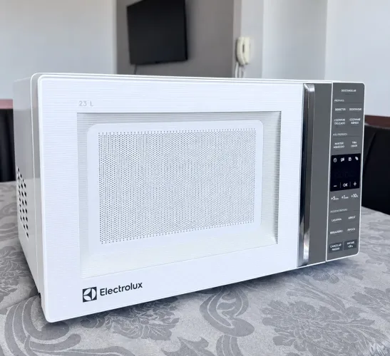 Microondas 23L Novinho