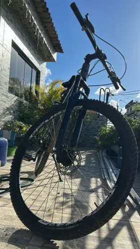 Bicicleta 21 marchas de amortecedor e freio a disco