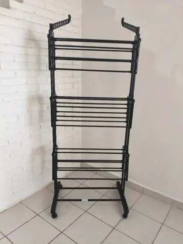 Varal de Chão Dobrável Grande 35kg Preto em Aço Inox