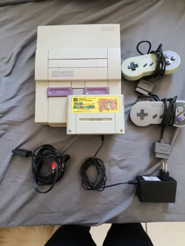 Super Nintendo Completo com Super Mario World e 2 Controle