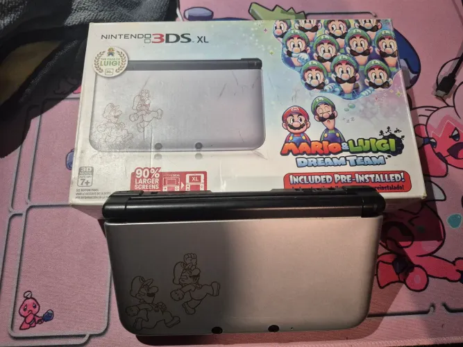3DS XL - Luigi 30th Anniversary [Silver edition]