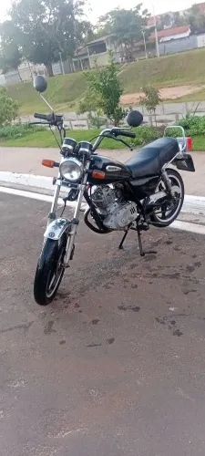 Suzuki intruder 125 ano 2005