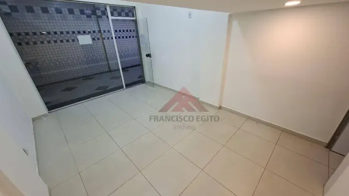 Loja para alugar no miolo de Alcântara, 50 m por R$ 2.500,00 - Alcântara - São Gonçalo/RJ