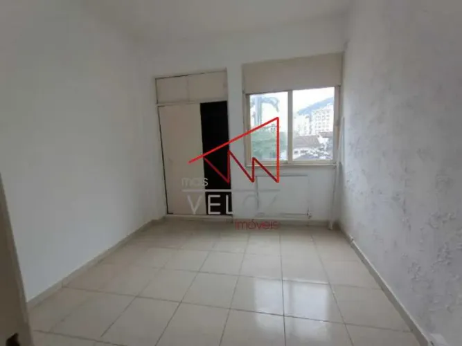 Apartamento : / Residencial / Centro