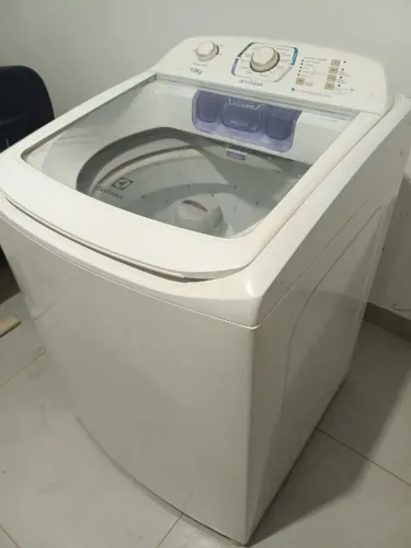 Vendo máquina 13kg