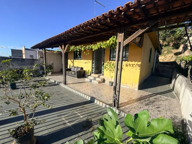Casa Vendo ou troco em chácara/sitio