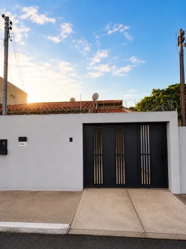Vendo casa em Catalão 2 Quartos 