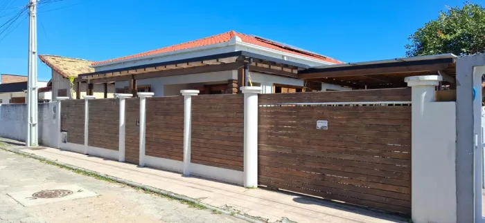 Casa Alto Padrão perto da Praia