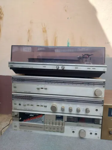 Aparelho de vinil antigo