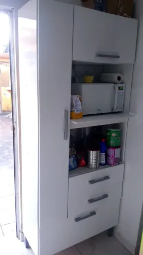 Armário de cozinha pequeno