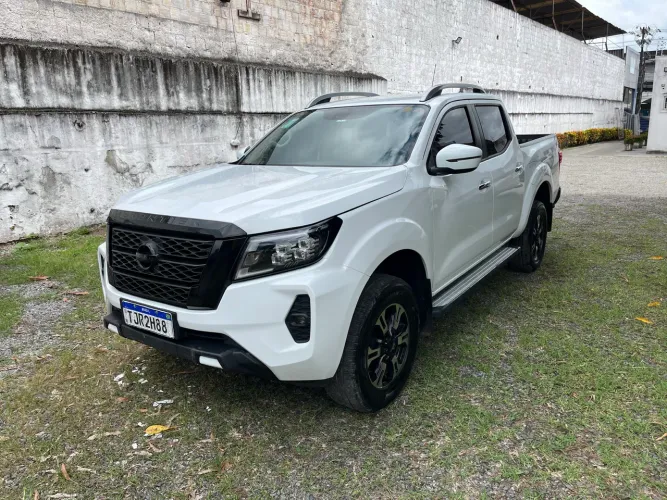 Nissan Frontier XE CD 4X4 2.3 Bi-TB Diesel Aut. 2025