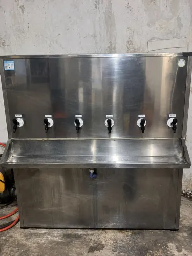 Bebedouro industrial