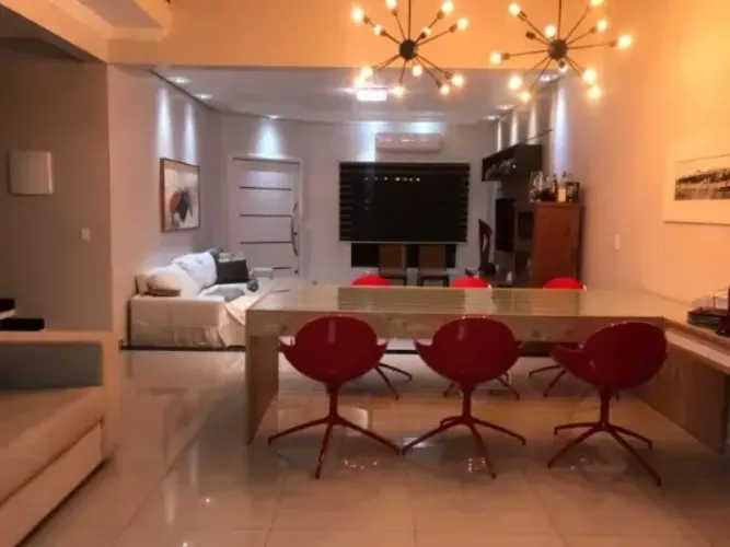 Sobrado à venda no Condomínio Golden Park Residence, Sorocaba-SP.