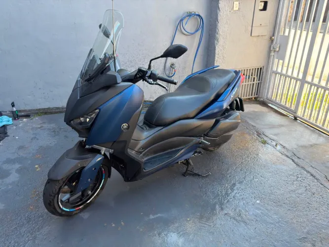 Xmax 2021