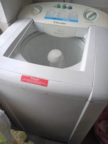 Lava roupas Electrolux 10 kg
