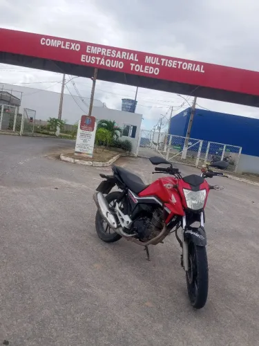 Titan 160