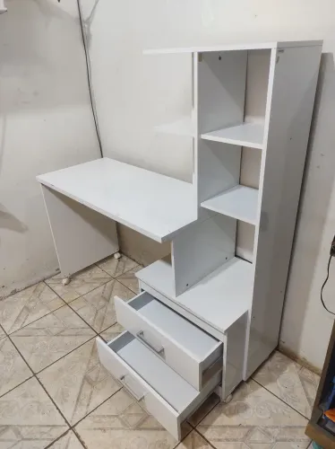 Vendo escrivaninha de estudos mesa de estudos