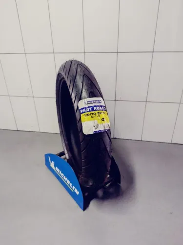 Pneu 120/70 ZR 17 MICHELIN PILOT Road
