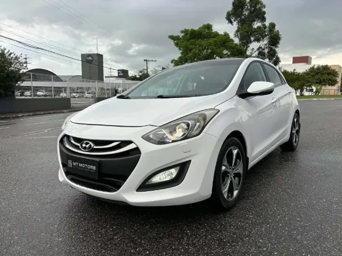Hyundai I30 1.8 16V Aut. 5P 2015
