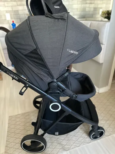 Carrinho de Bebê Kiddo Cosmos com Bebê Conforto Casulo Click