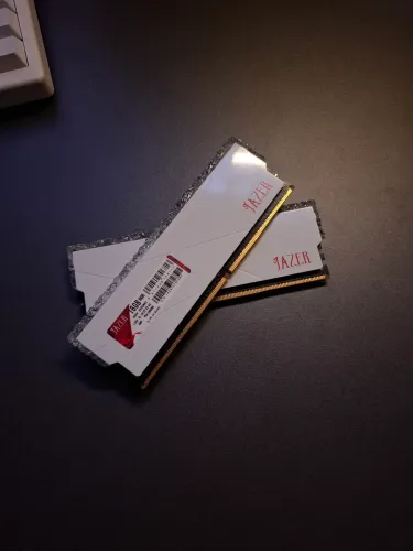 Memória RAM Jazer RGB (2x16GB) DDR4 3600MTs C18