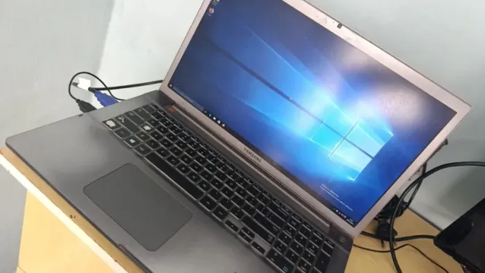 notebook samsung core i7 8gb ssd 240gb 19''