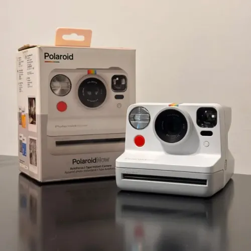 Polaroid Now branca