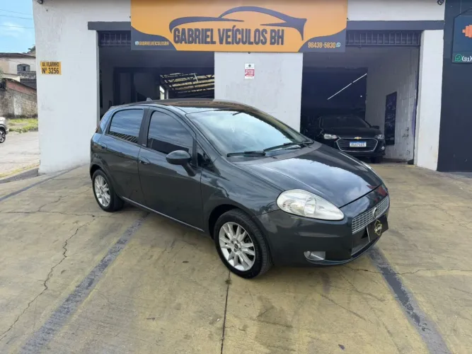 Fiat Punto Essence 1.6 Flex 16V 5P 2012