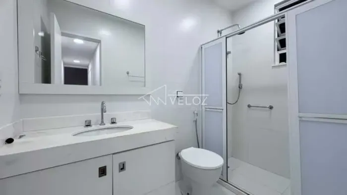 Apartamento : / Residencial / Humaitá