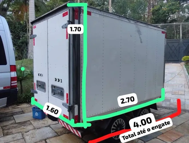 Carretinha baú truck 2023 2 toneladas de carga