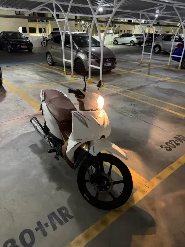 Vendo Shineray 50cc - 230km rodados (Nova)