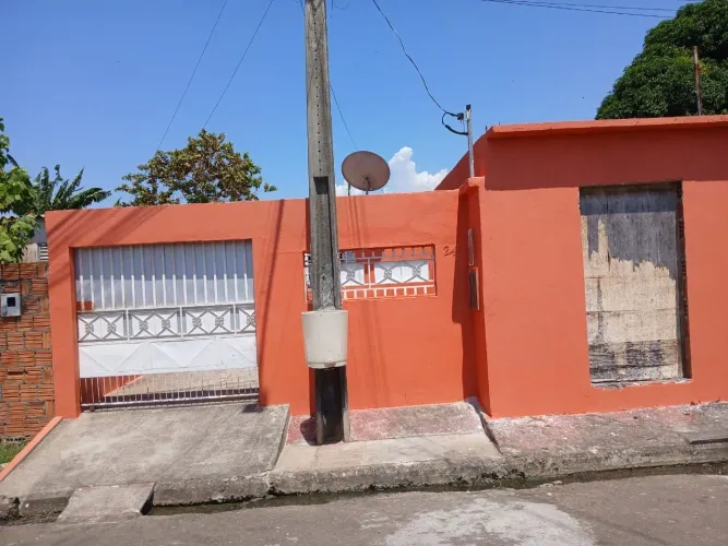 Casa a venda em itacoatiara