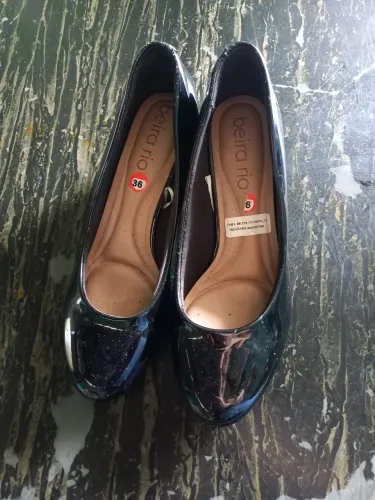 Sapato Scarpin boneca, tamanho 36, preto, usado apenas 2x
