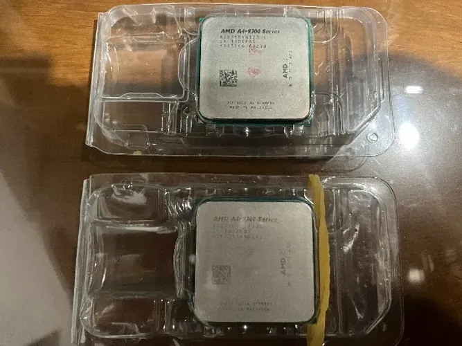 Kit 2 Processador AMD A4-8300 Series 3.5 - AD835BYBI23JC