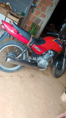 Vendo Honda CG 99 - Econômica e pronta pra roda com multas 
