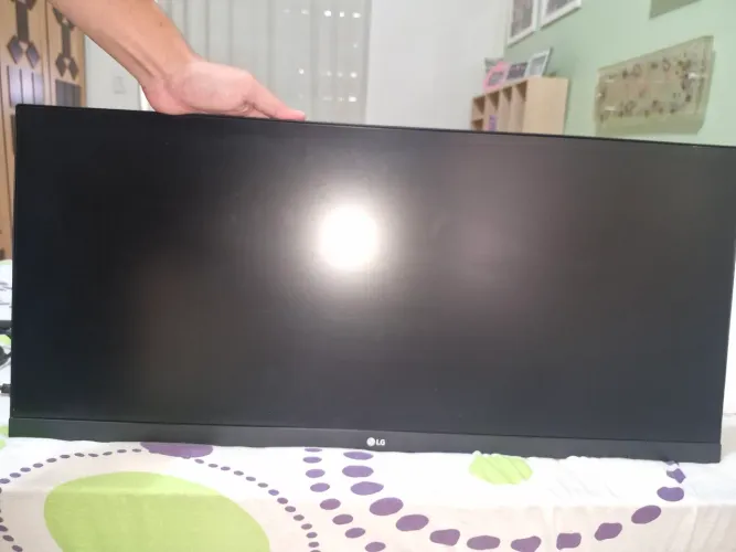 Monitor LG 29" Full HD, IPS, Ultra Wide, HDMI, VESA, Ajuste de Ângulo, HDR 10 - 29WL500