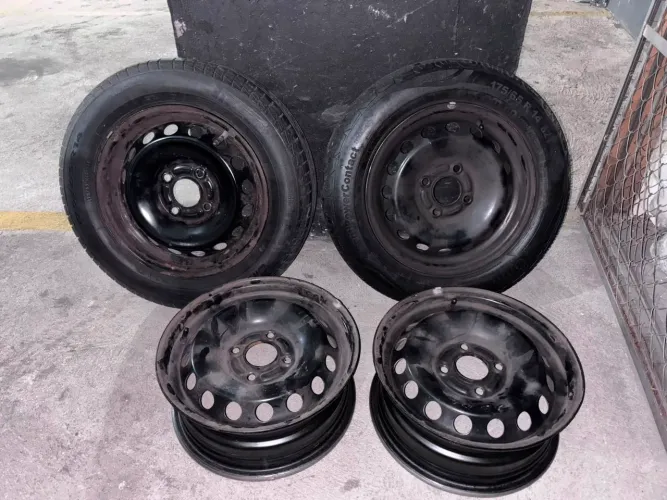 RODAS DE FERRO ARO 14 (2 PNEUS DE BRINDE 175-65-R14))