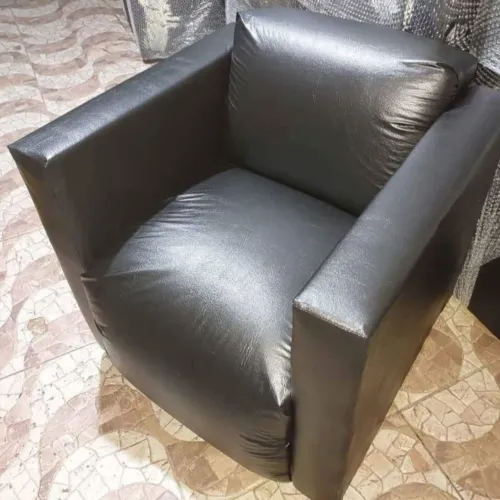 Poltrona nova para salão, barbearia, recepção,escritório e salas (estrutura reforçada)