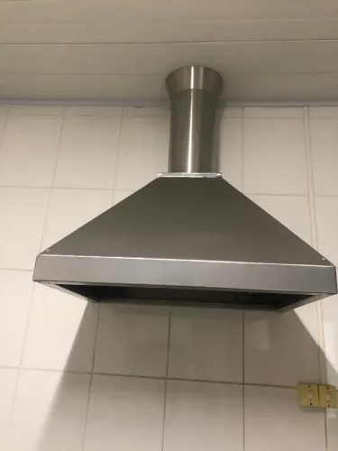 Coifa para Churrasqueira em Aço Inox - Excelente Estado