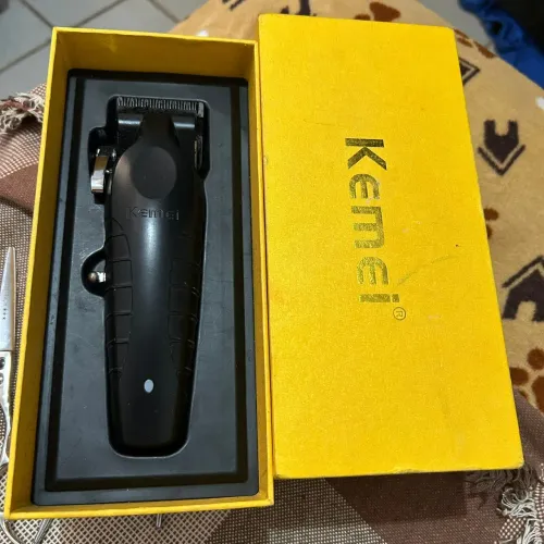 KEMEI 2296 + tesouras