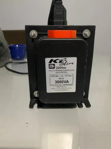 Auto Transformador KF Slim 3000VA Bivolt - Estado de Novo (Menos de 2 meses de uso)
