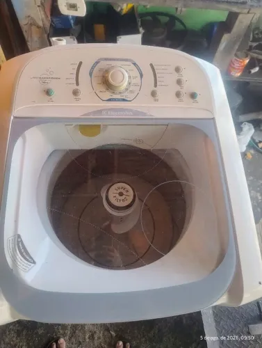 Lava e Centrifuga, 12kg Eletrolux