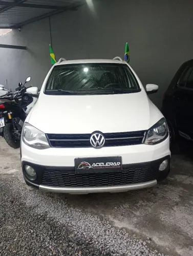 Volkswagen Crossfox 1.6 MI Total Flex 8V 5P 2013