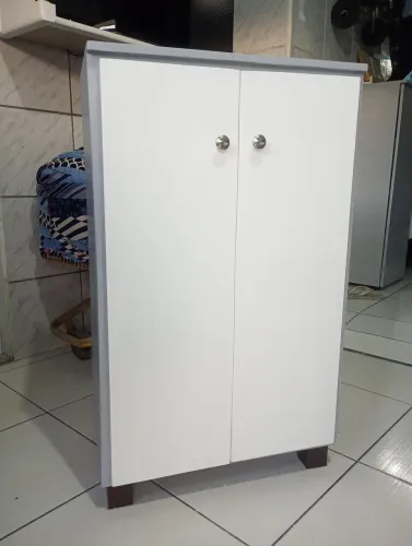 Armário multiuso