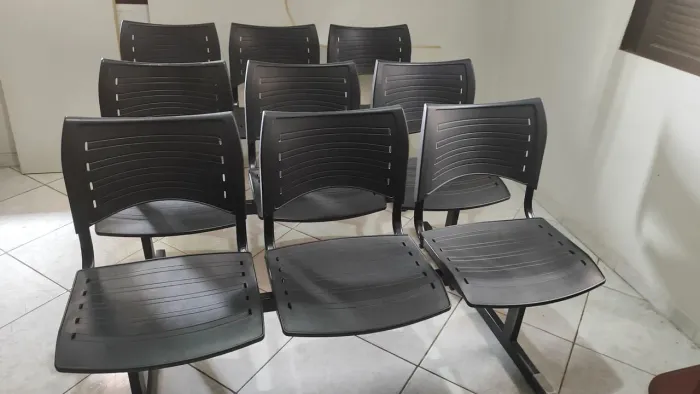 Longarinas Pretas três lugares