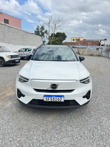 Volvo XC40 Recharge Plus (elétrico) 2023