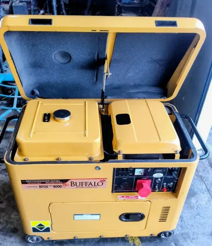 Gerador de Energia Diesel 8Kva Trifásico 