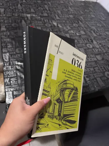 Livro forward+revista clube intrínsecos