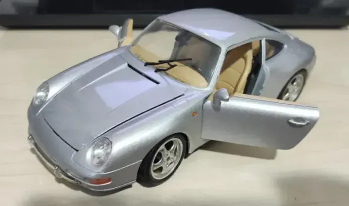 Miniatura Porsche Carrera 911 (1993) - Virago (Made in Italy)