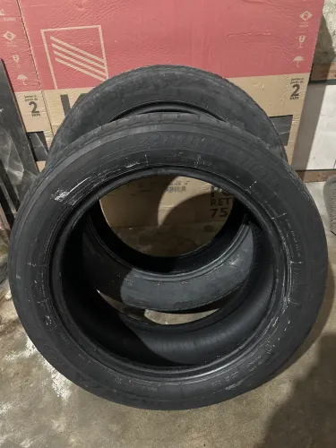 PAR de pneus BRIDGESTONE 205/55 R16